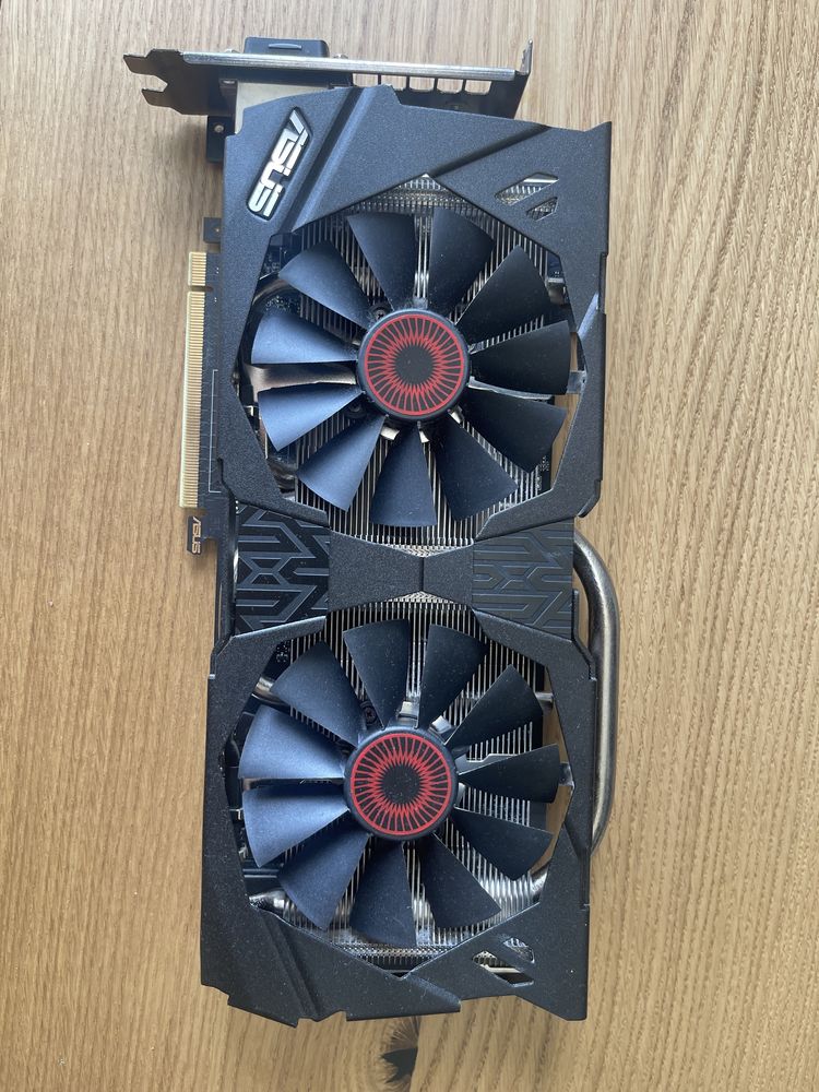 Видеокарта Asus GeForce GTX 970 Strix