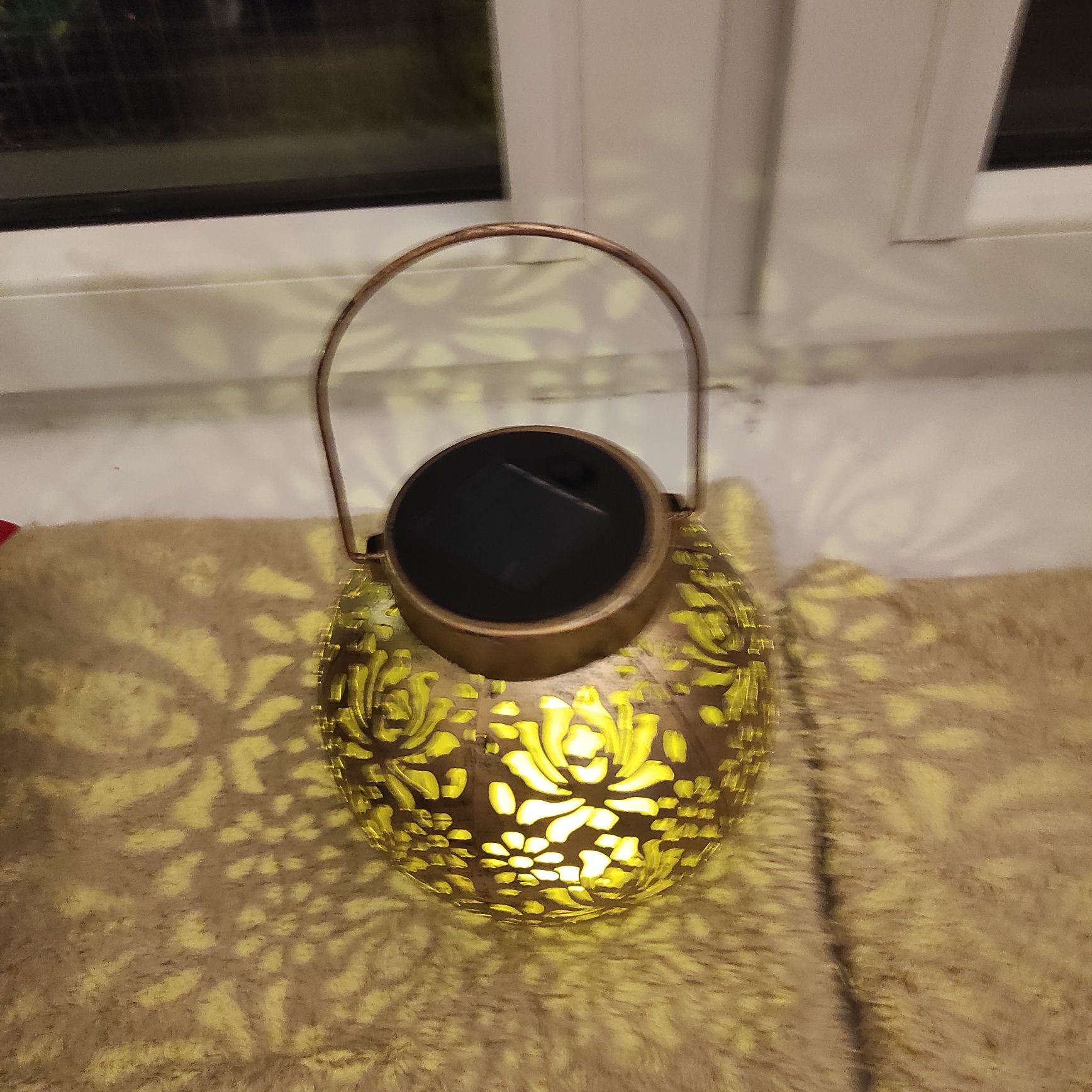 Lampa solarna metalowa led