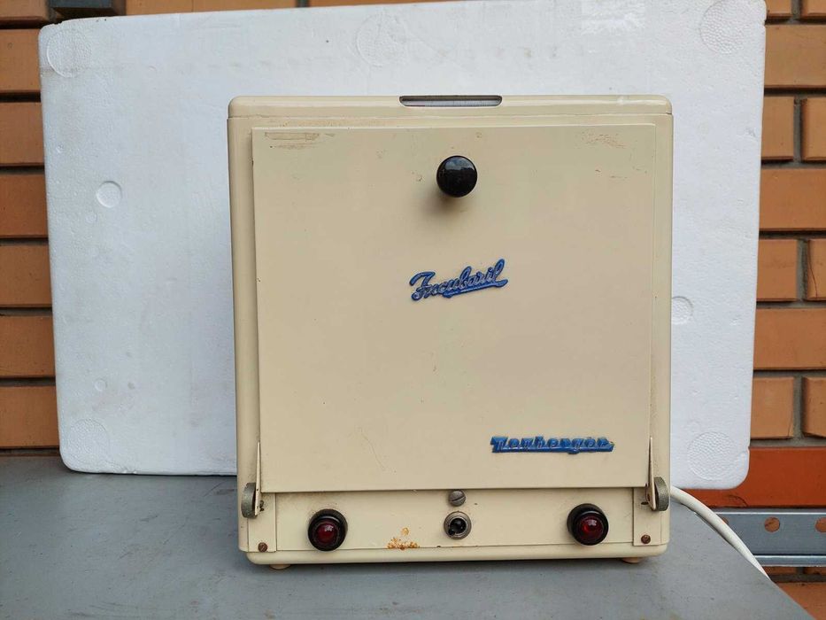 Термостат Neuberger Freykarl  в гарному стані