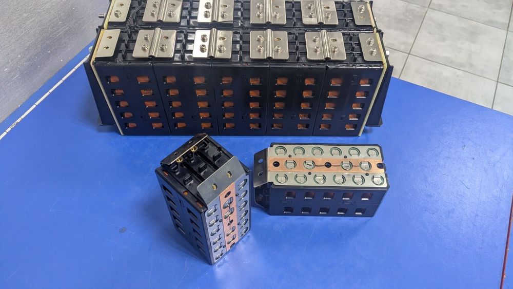 1S16P- 64Am Акумуляторна збірка на