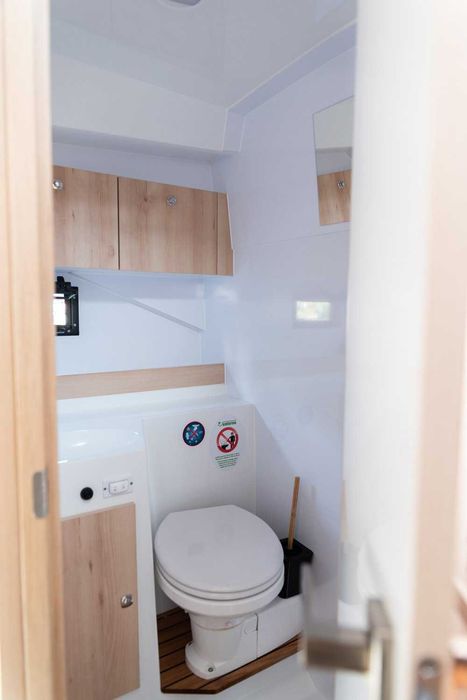 Czarter jacht motorowy Nikhen Aquasun 34 Mazury HouseBoat Futura KLIMA