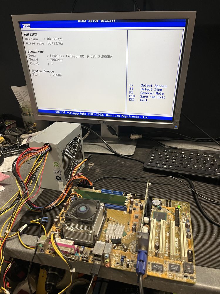 Płyta główna Asus P4P800-x ddr1  celeron retro win98