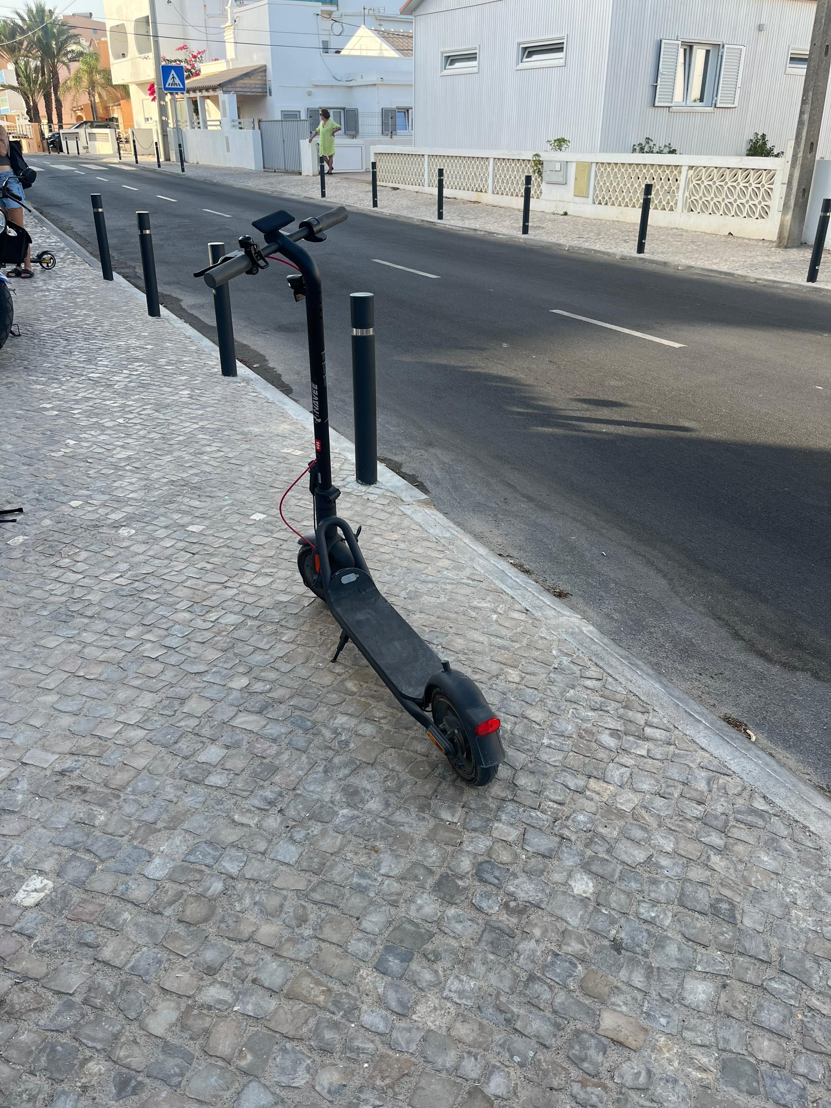 Trotinete eletrica navee v25