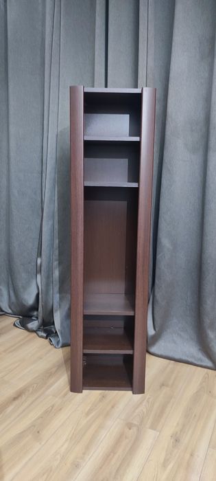 Półka na ścianę .