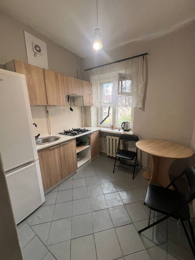 Продам 2-комн. квартиру на пр. Соборном