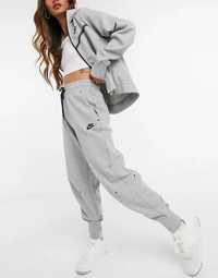 Костюм Nike Sportswear Tech Fleece оригінал CW4298-063