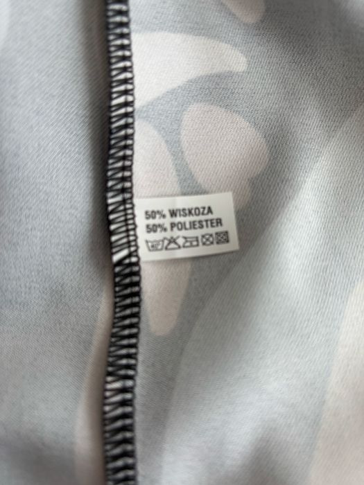 Wizytowa sukienka rozm 46 unikatowy fason