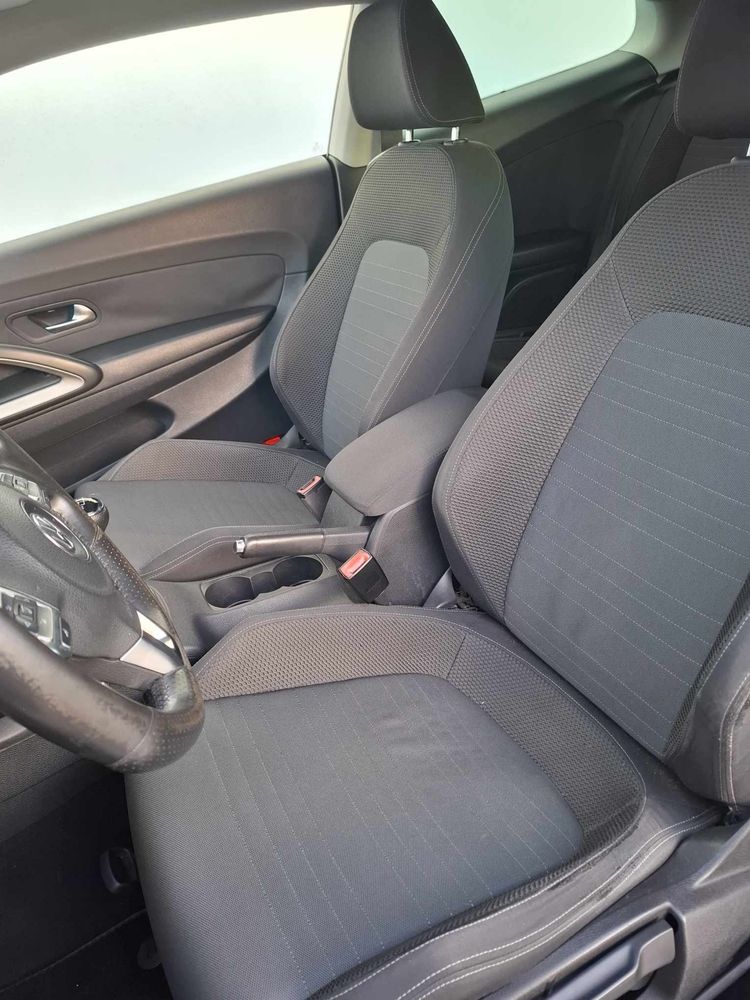 Vendo Volkswagen Sirocco 2.0 TDI de 2011