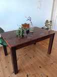 Mesa de madeira maciça