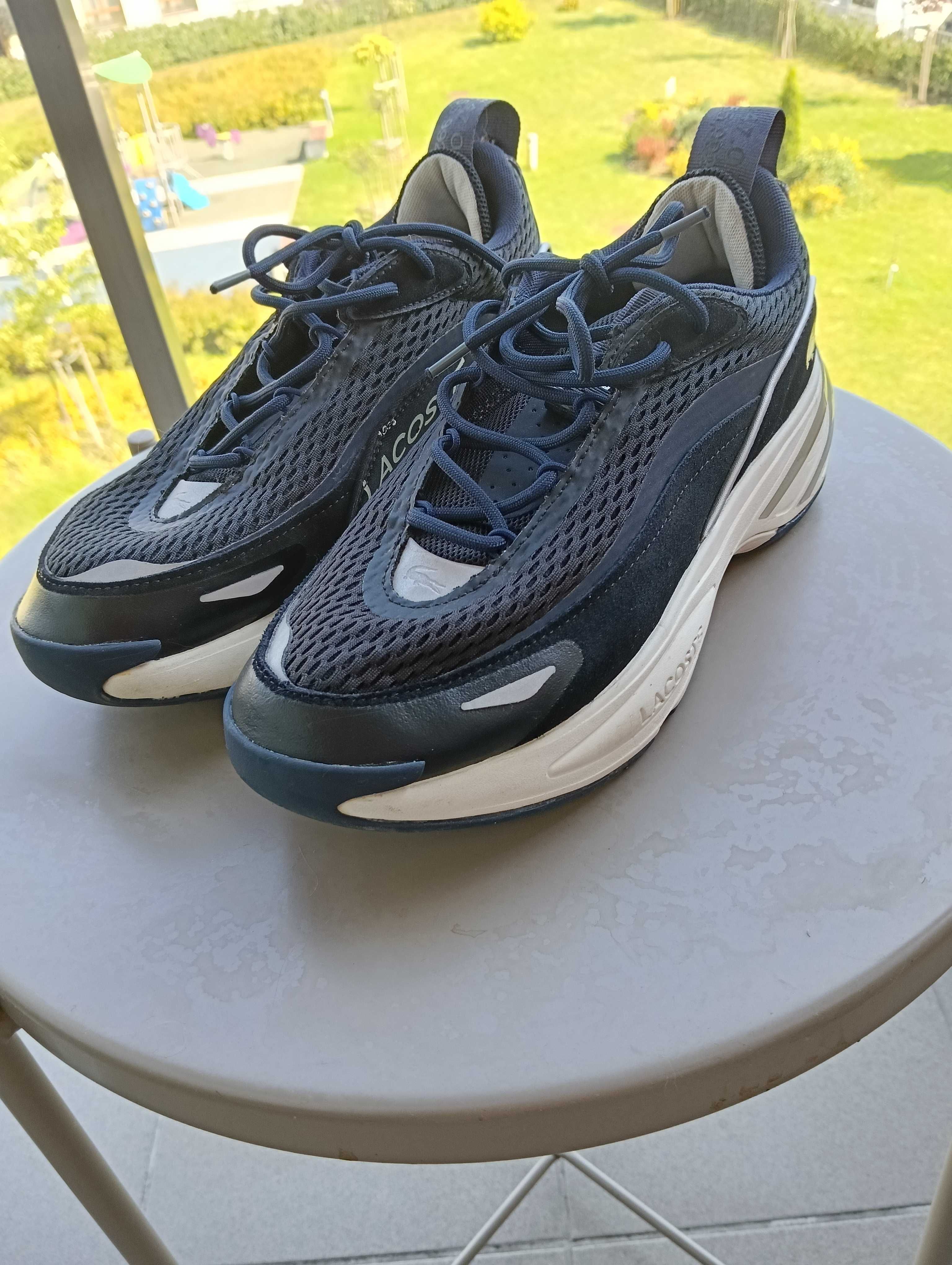 Prawie nowe buty, zalożone dwa razy, ale nie pasuje rozmiar.