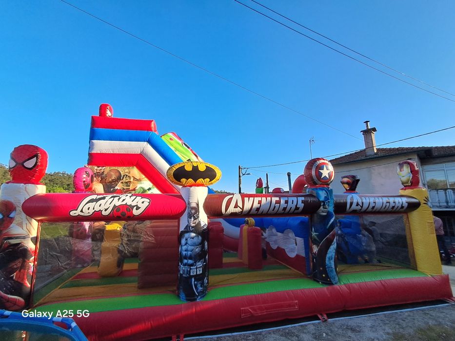 Insuflável Super Heróis