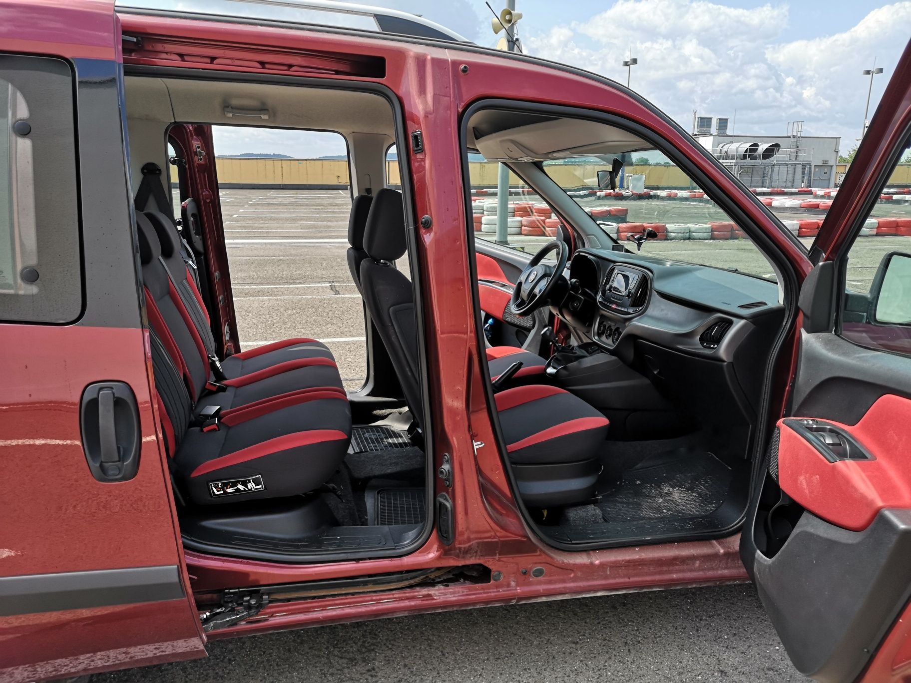 Fiat Doblo 1.4 Benzyna Mały Przebieg