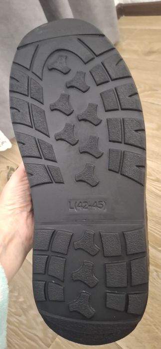 Продам взуття!Чоловіче