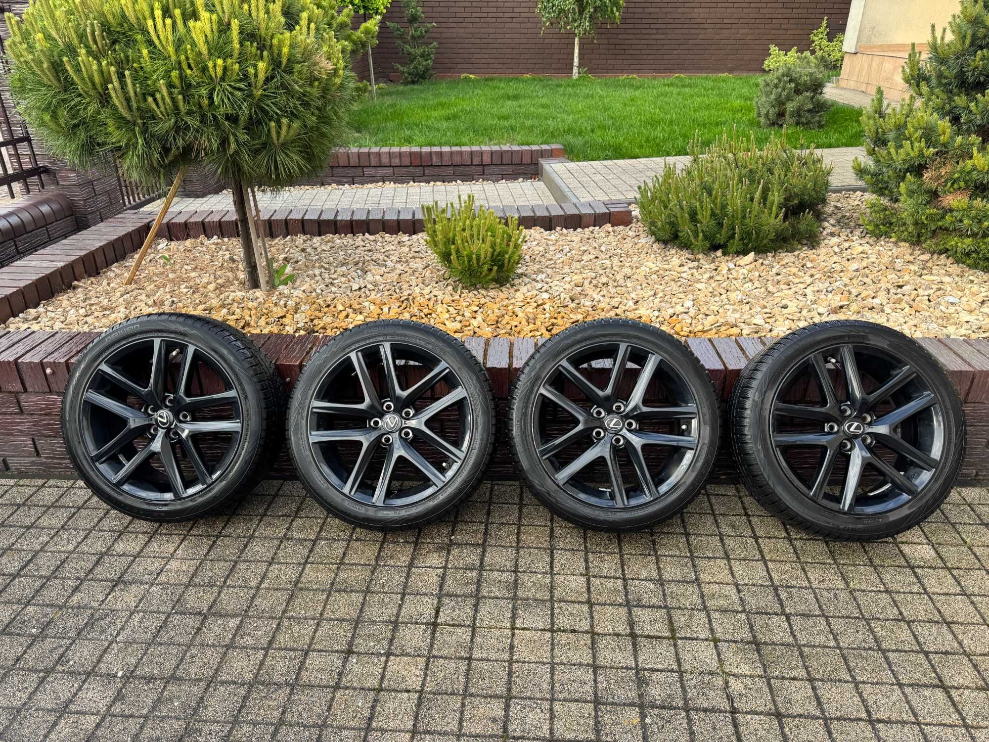 Koła felgi Lexus CT200h Black 17"