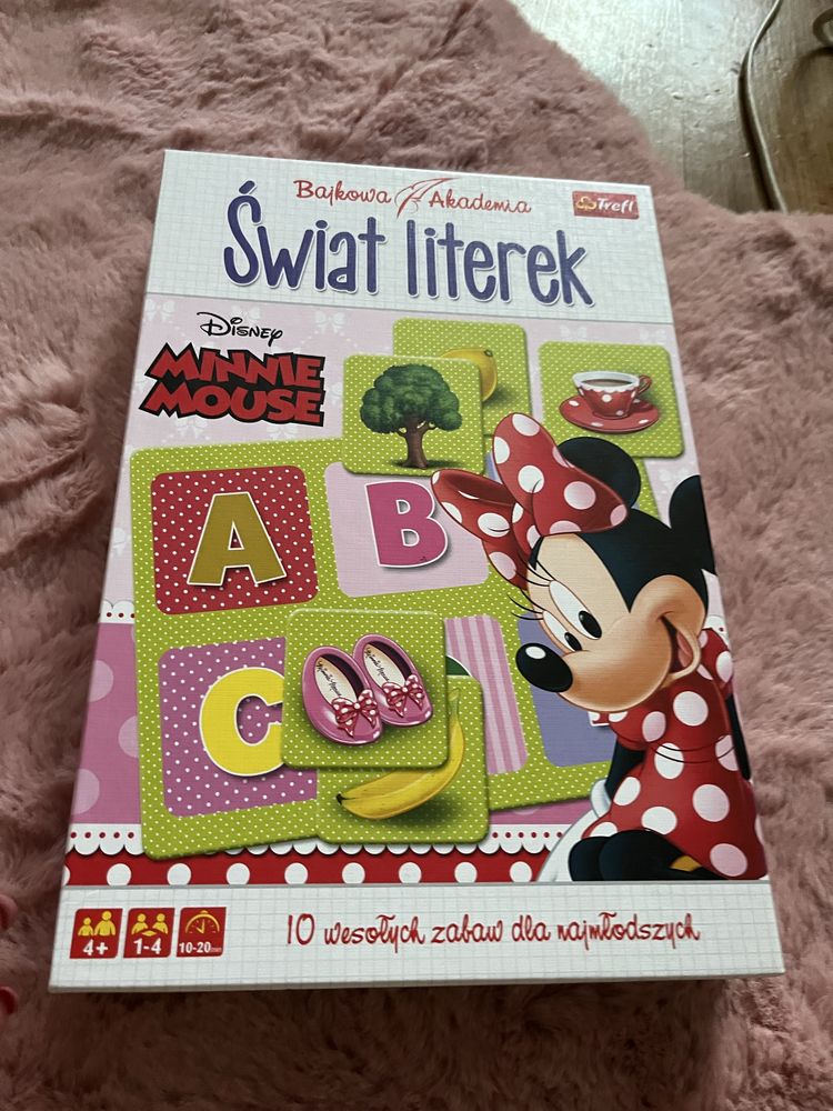 Swiat literek gra