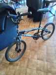 Duas bicicletas para venda