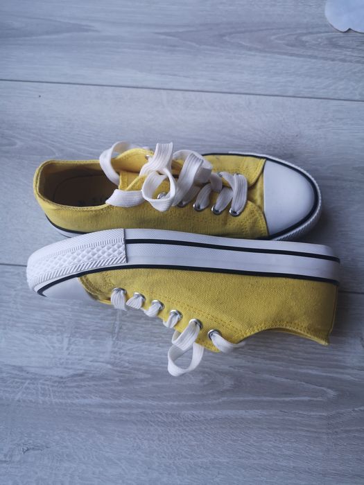 Trampki Sinsay roz. 36