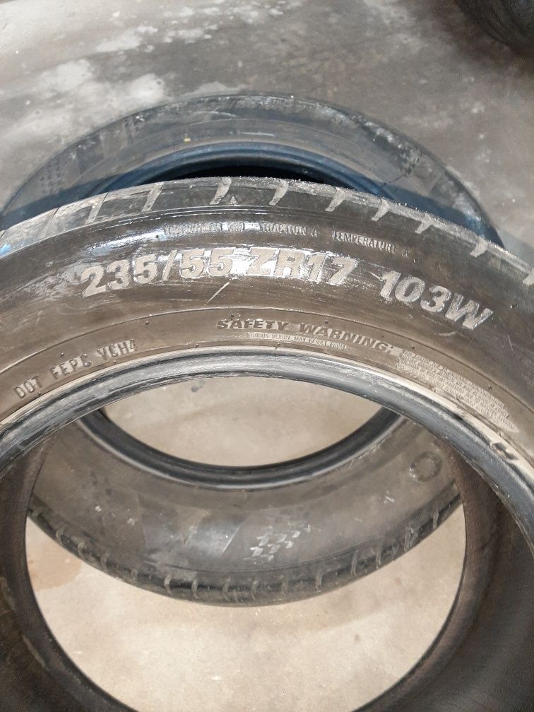 Opony KUMHO 235/55/17