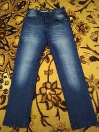 Spodnie jeansy rozmiar 134