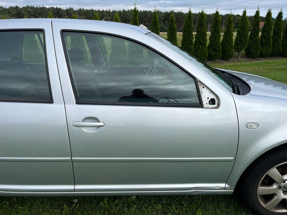drzwi przód przednie prawe vw golf iv 4 bora 1j0 1997 - 2006 la7w