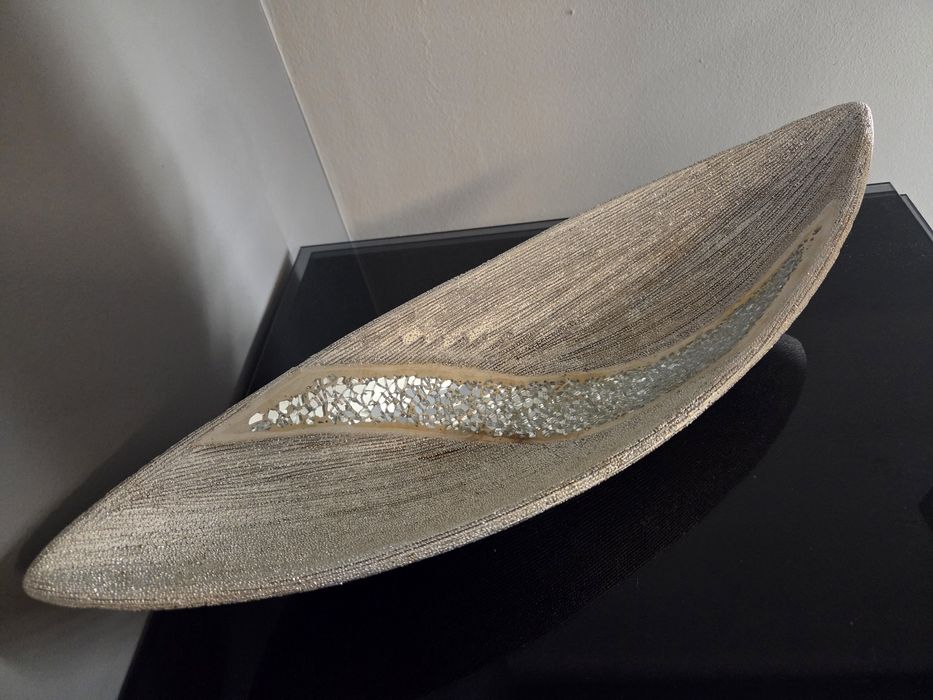 Srebrna Misa z Kruszonym Lustrem Home And You