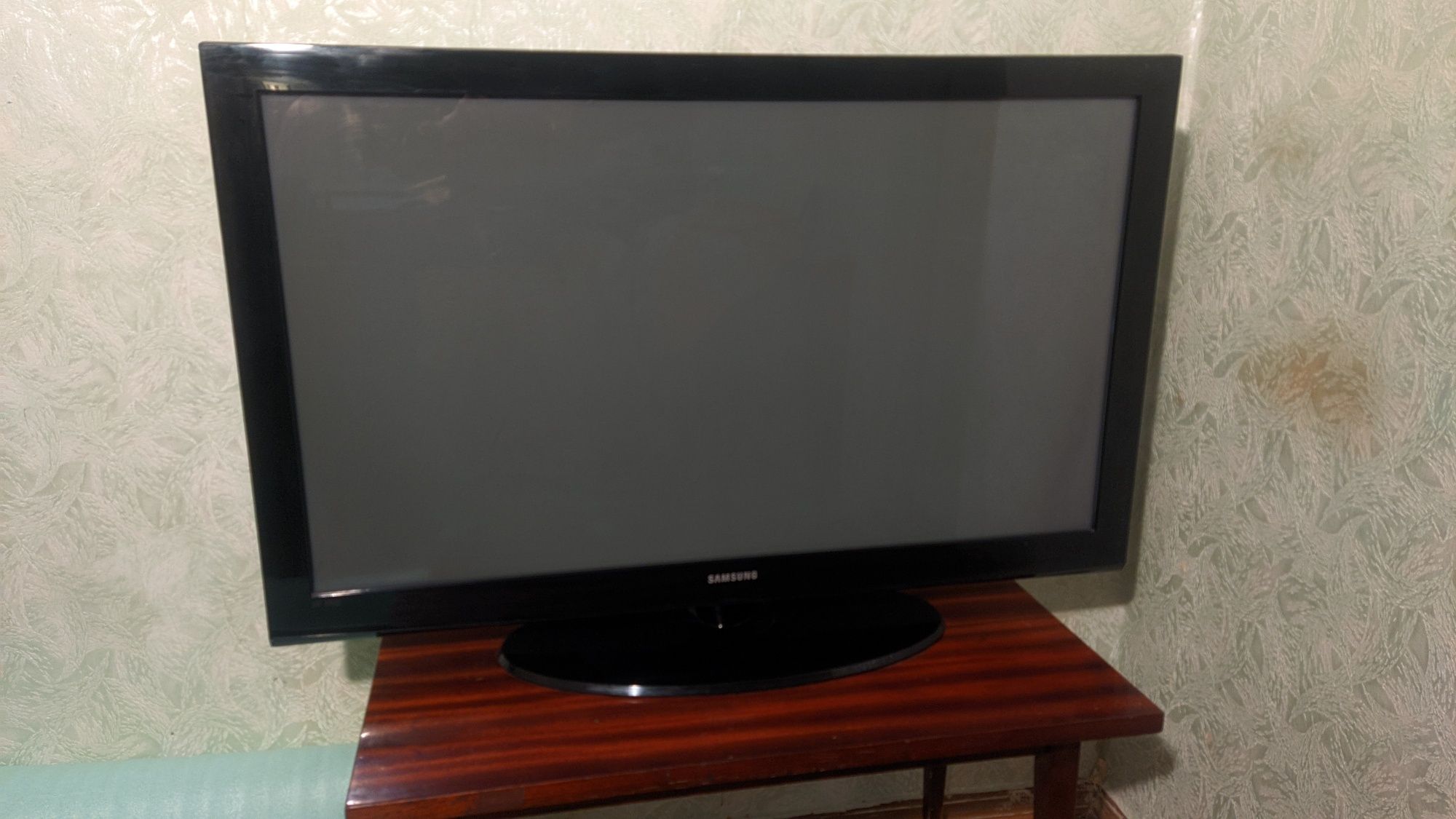 Телевизор Samsung 50" PS50A450P2 Full HD 1920*1080