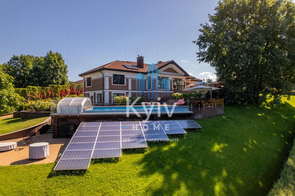 Єлітна Садиба з Сауною та Гостьовим Будинком