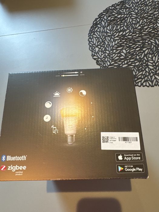 Philips hue starter kit E27 - nowy