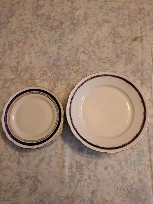 Talerze ćmielow  feston 2x6 czasy prl