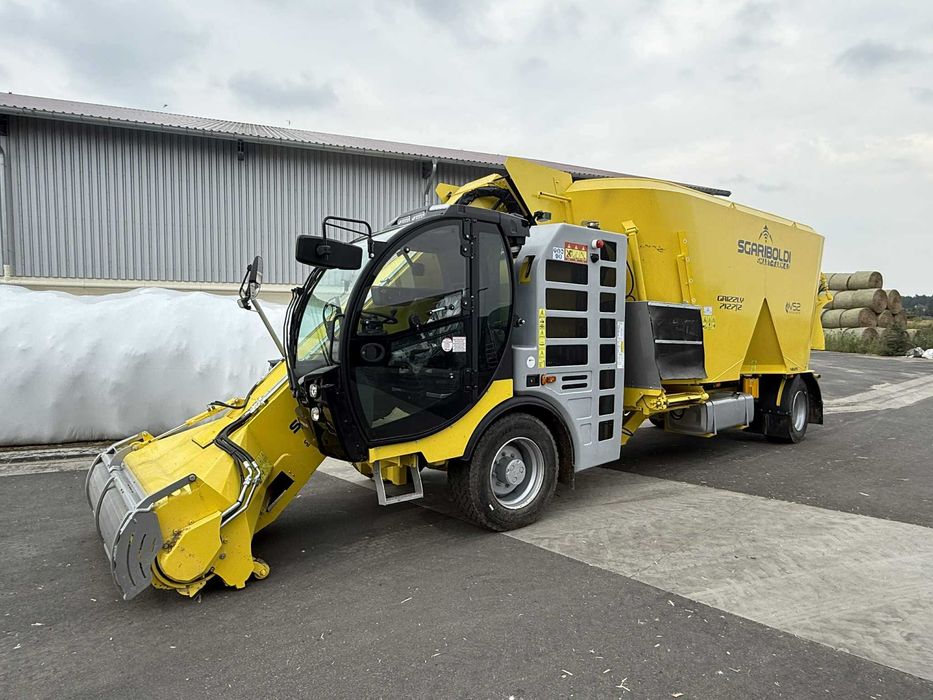 Wóz paszowy paszowóz Sgariboldi Grizzly 7127/2 27m3