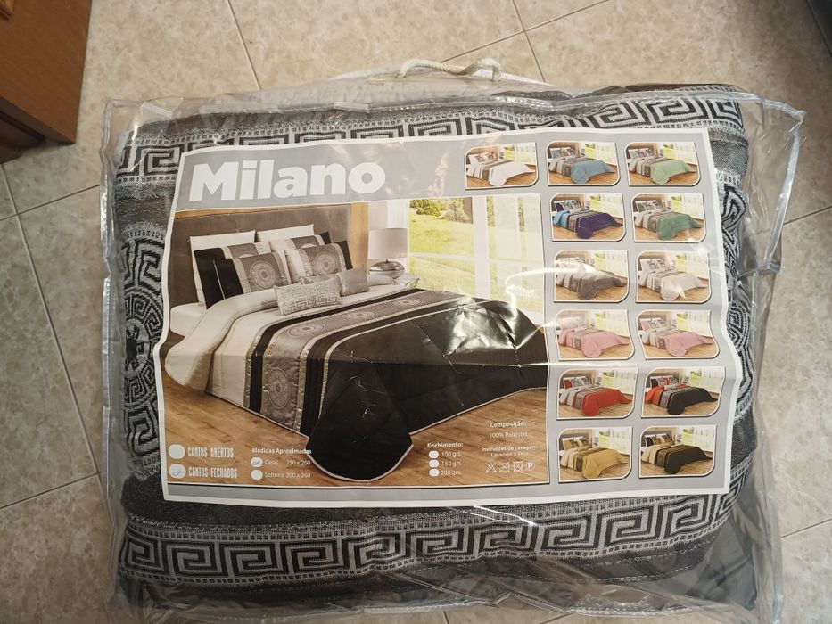 Conjunto Edredom + 2 almofada (cinzento e prateado) para cama de casal