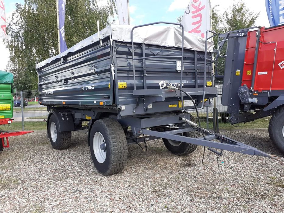 Metal-Fach T711/2  Przyczepa Metal-Fach dwuosiowa  wywrotka T711/2