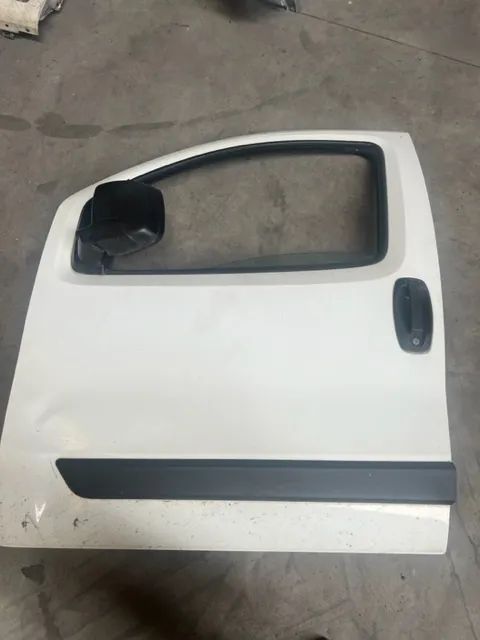 Porta Frente esquerda Citroen Nemo Peugeot Bipper