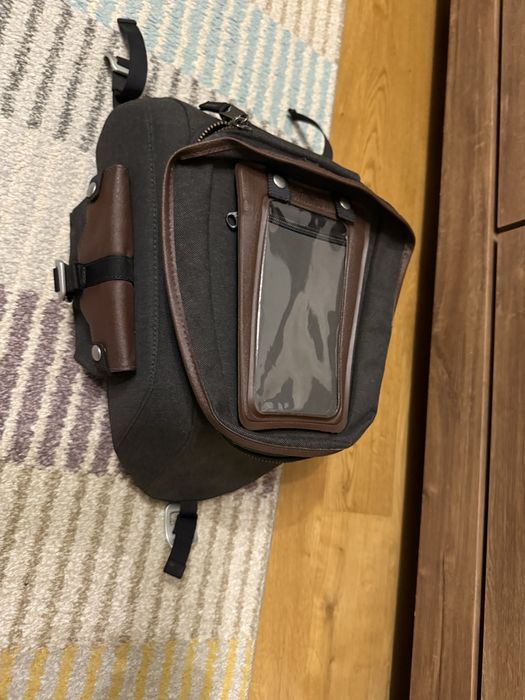 Tankbag i uchwyt na sakwę do Indian FTR