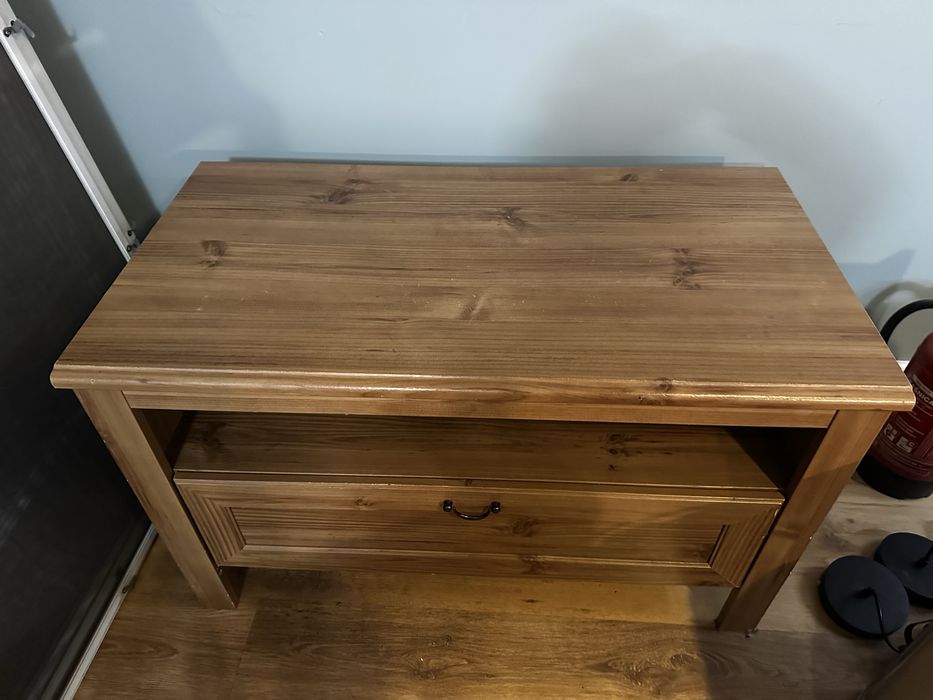 Szafka pod telewizor