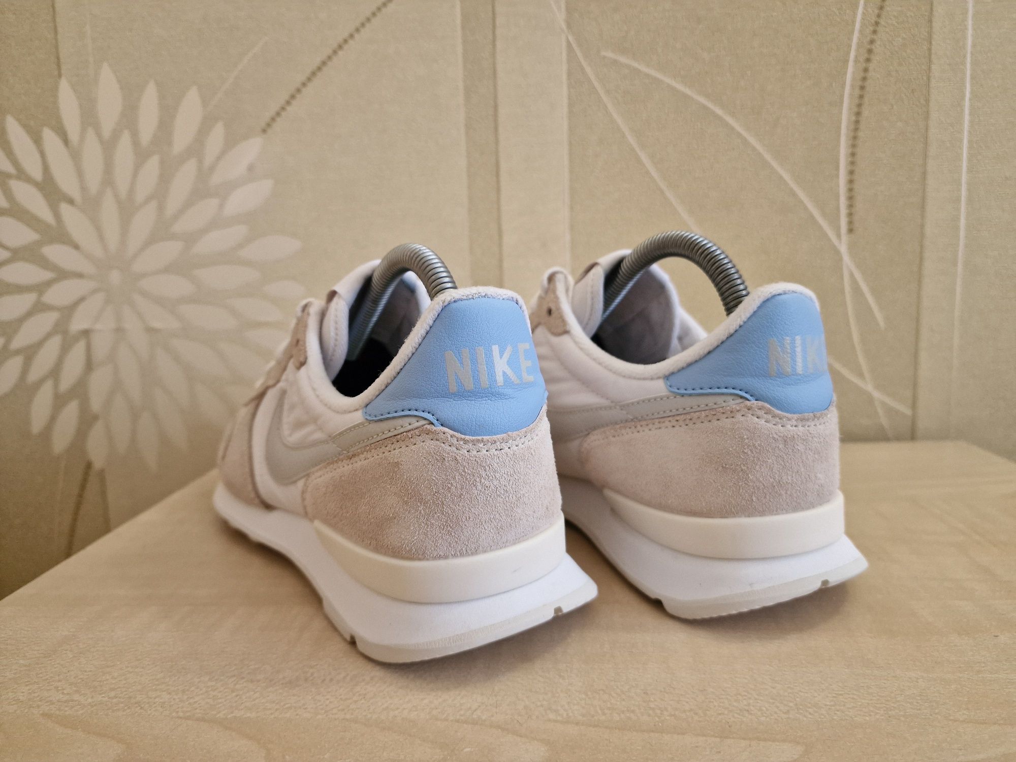 Кросівки Nike Internationalist оригінал розмір 38.5