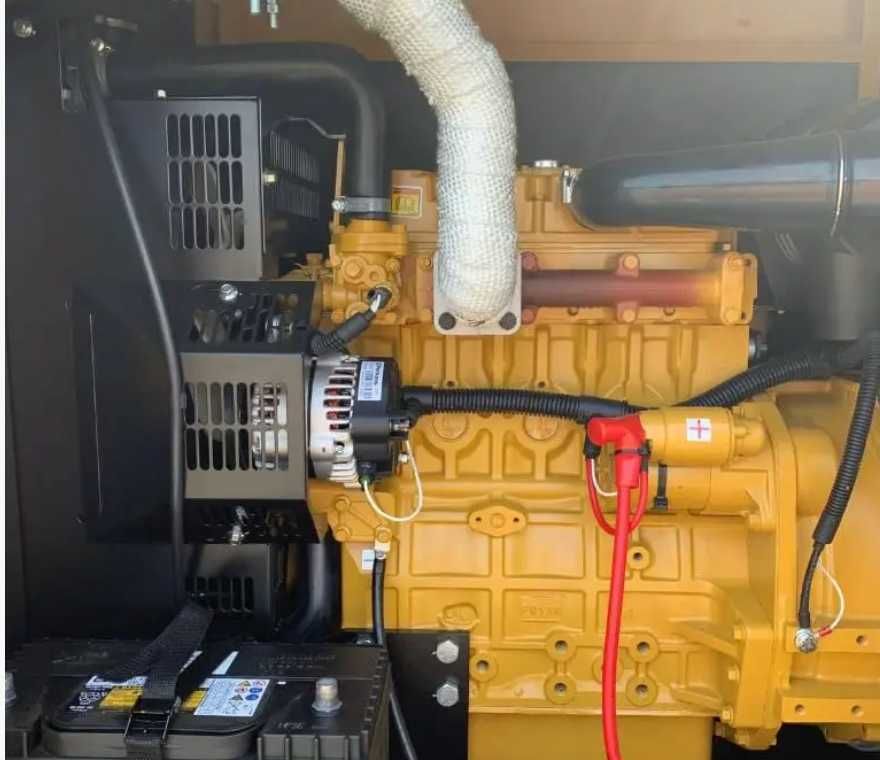 Дизельний генератор потужність 10,8 кВт Caterpillar  13.5kVA