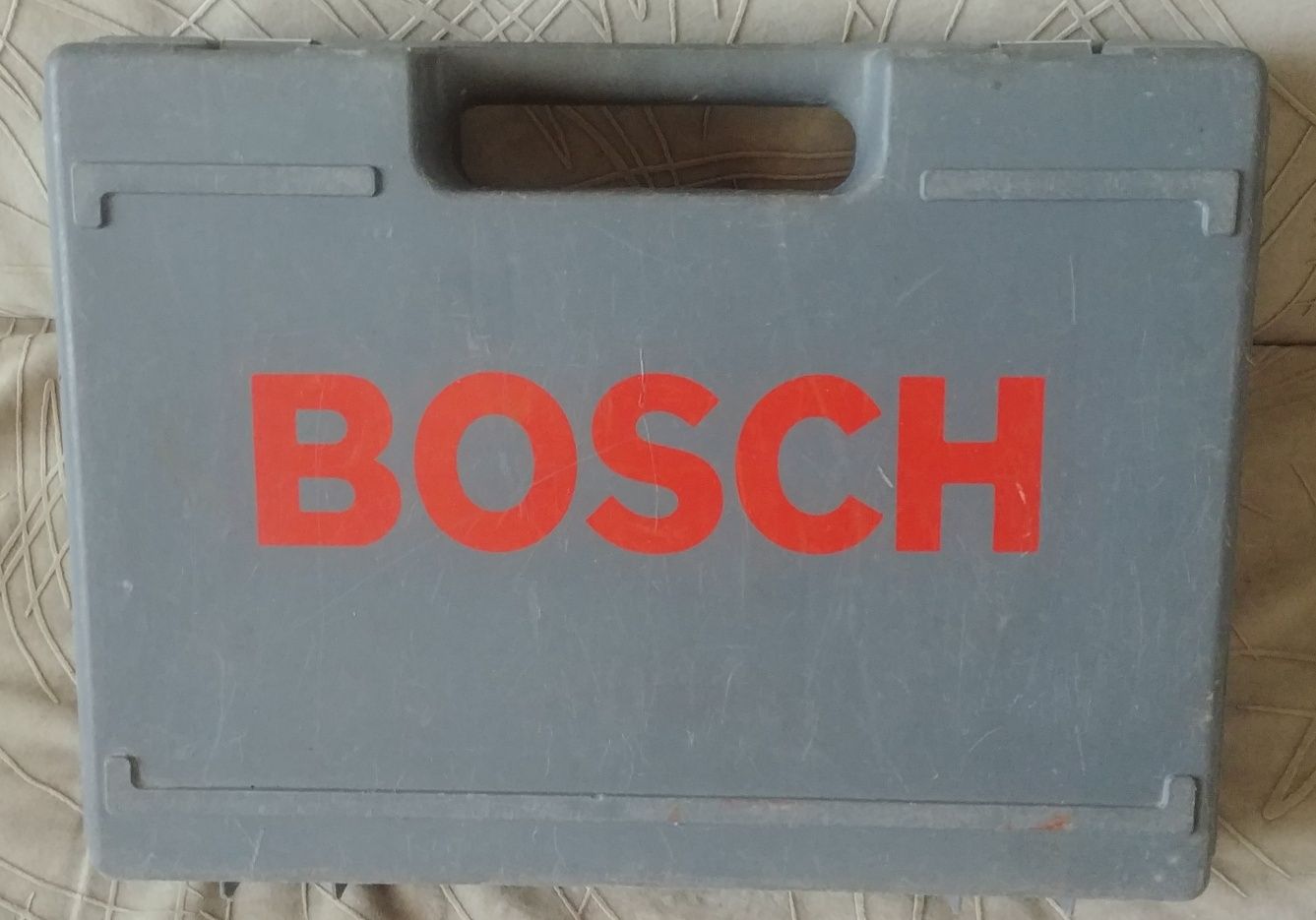 Лобзик Bosch PST 700 PAE Швейцария