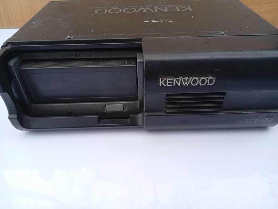 Kenvod  пристрій для дисків