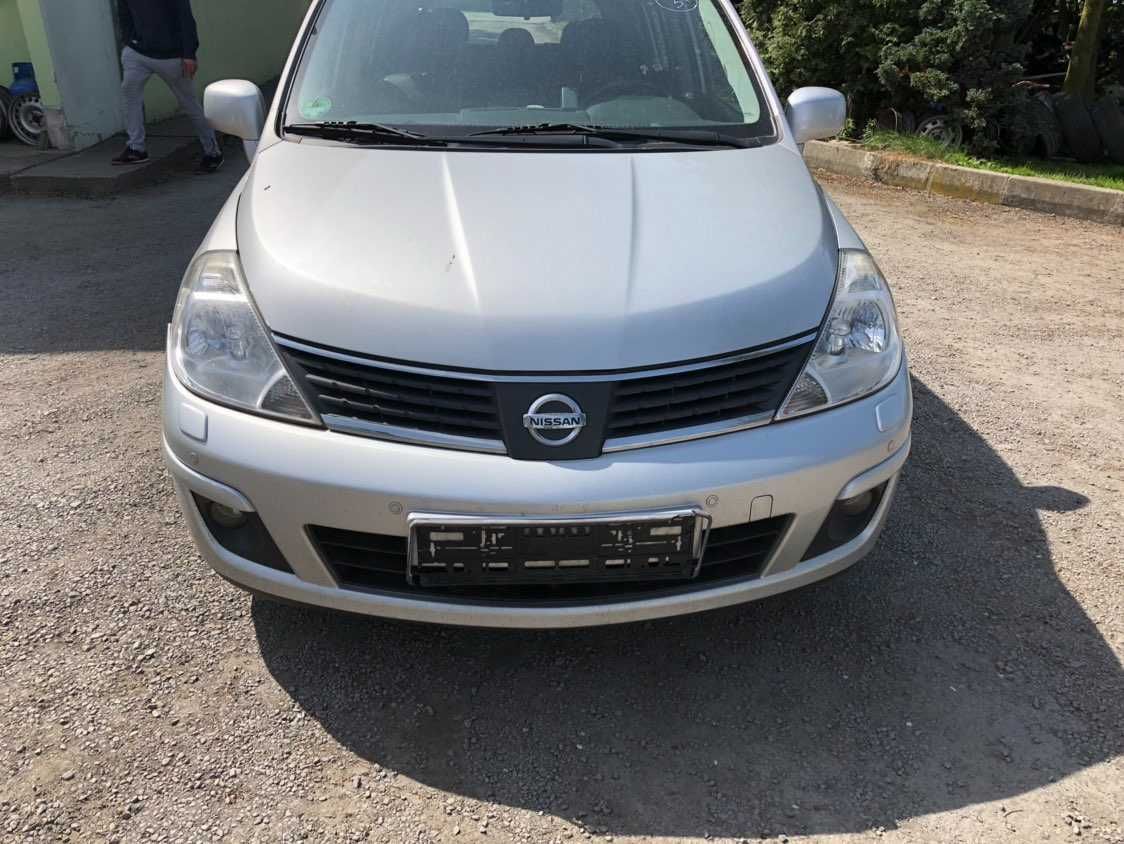 Запчасти Nissan Tiida 07-13г С11  Тида Тиида Дверь  1.6 1.8