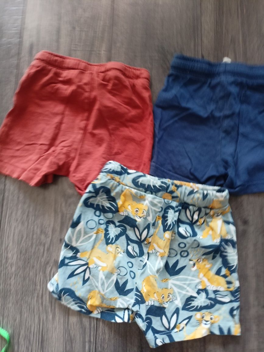 Krótkie spodenki 74 / 80 bawełna król lew Simba letnie dla chłopca