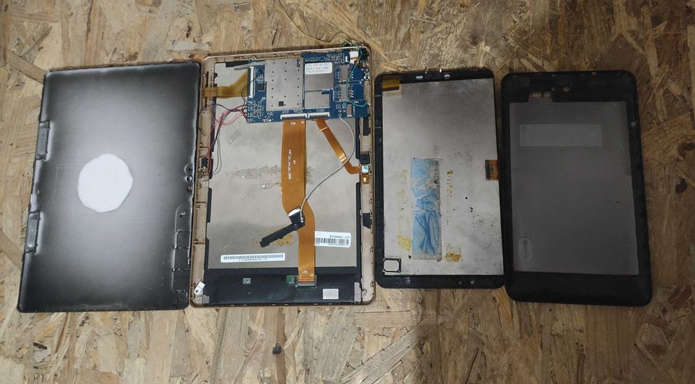 Запчасти мобильных телефонов,планшетов.