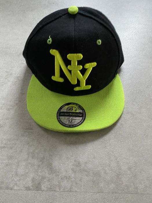 Czapka z daszkiem NY nowa rozm M