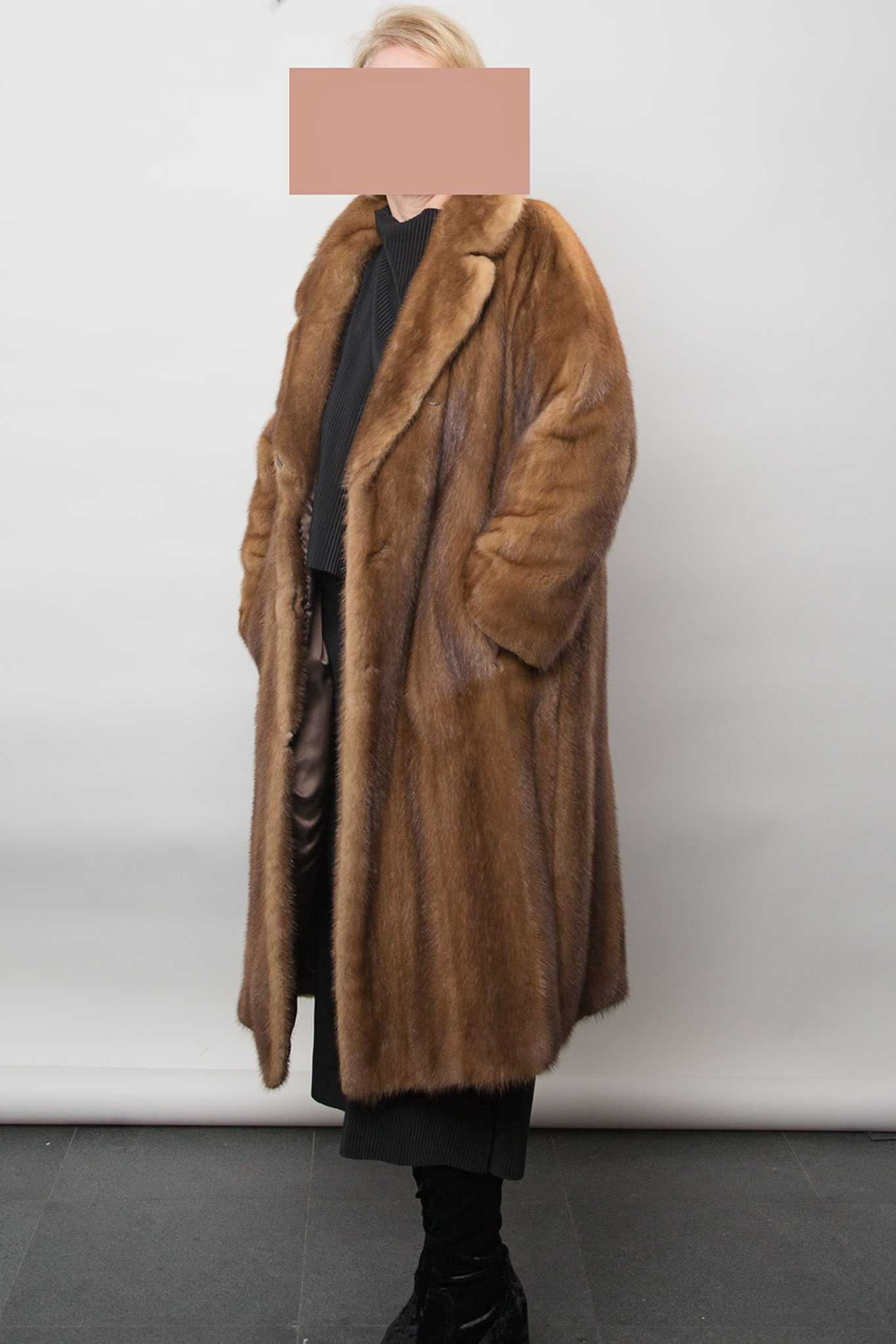 Klasyczny płaszcz - futro z norki