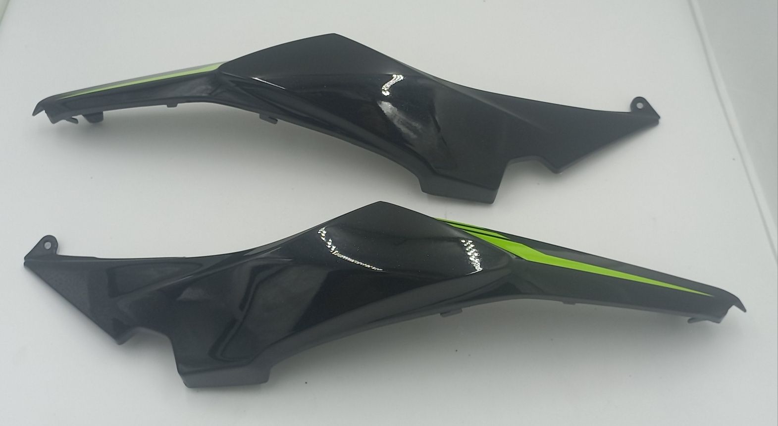 kawasaki z650 ninja650 ogon zadupek czarny metalik L P