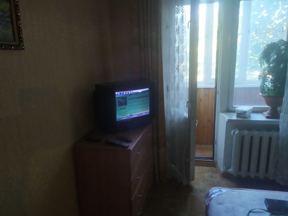 Здам кімнату в 2-х кімн кв-рі для 1-єї дівчини або жінки, не студентки