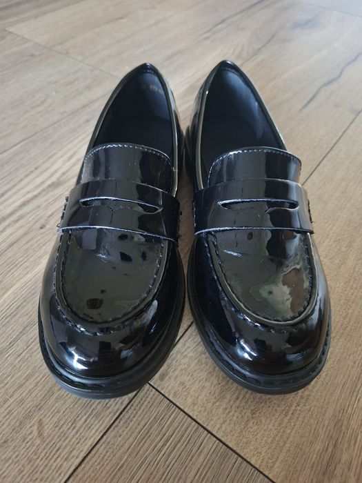 Jenny Loafersy lakierowane czarne 37