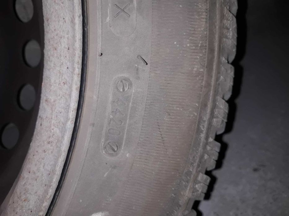 koła zimowe do Volvo V50 16"