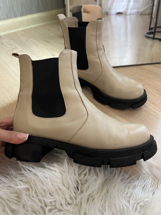 Черевики жіночі демісезонні