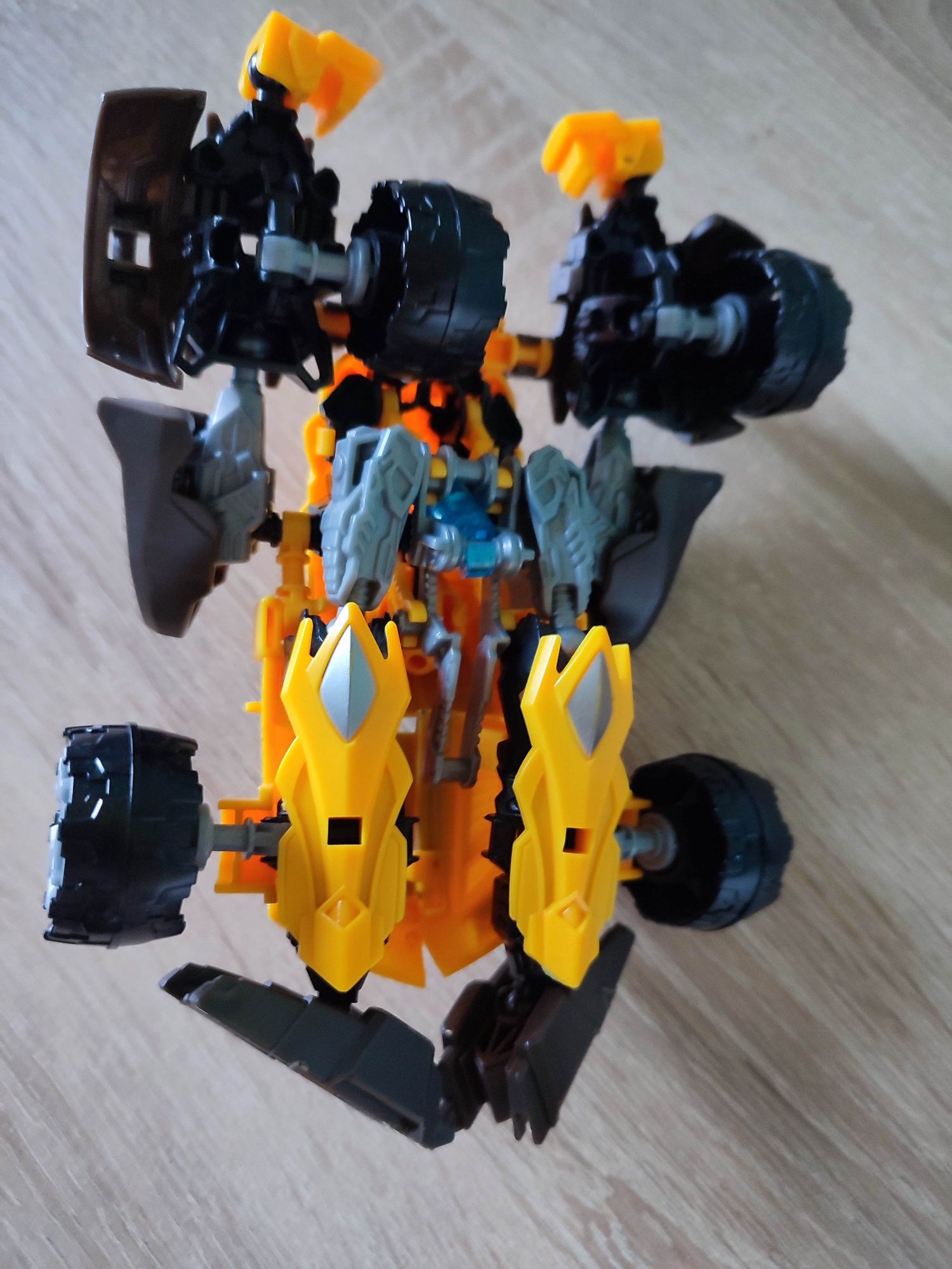 Transformers auto-robot